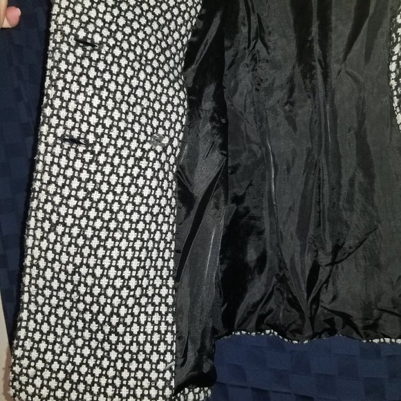 BCXgirl Black & White Wool Coat Sz XL/M - Picture 12 of 12
